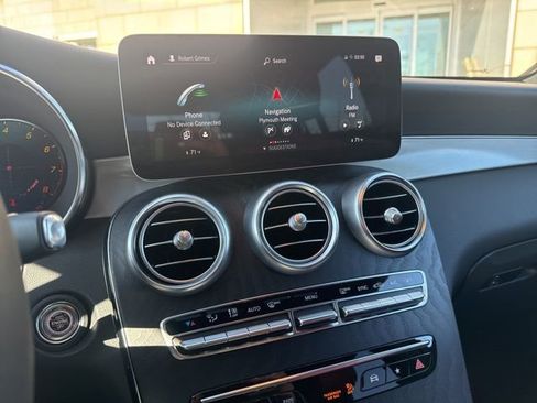 Used 2020 Mercedes-Benz GLC 300 4MATIC Coupe image 18