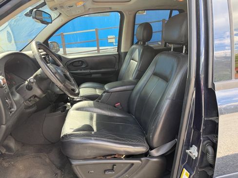 Used 2008 Chevrolet TrailBlazer LT w/ Sun And Sound Package AWD/4WD image 9