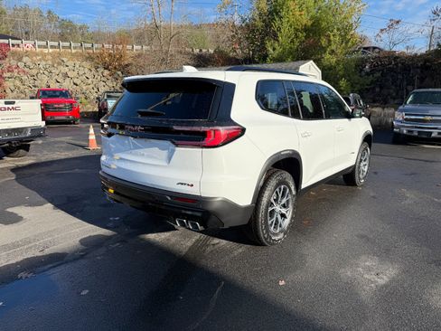 New 2026 GMC Acadia AT4 image 5
