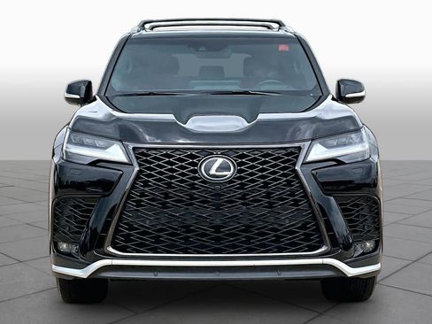 Used 2023 Lexus LX 600 F Sport w/ Accessory Package (Z1) AWD/4WD image 4