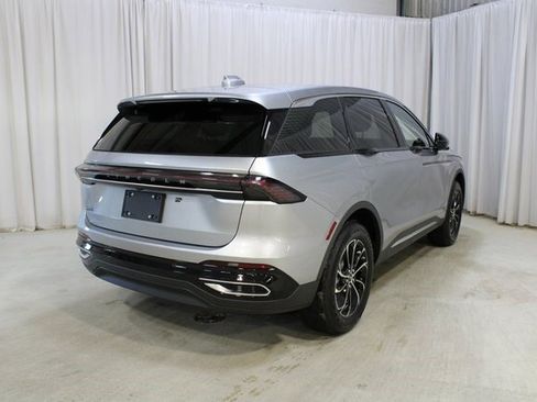 New 2026 Lincoln Nautilus Premier image 25