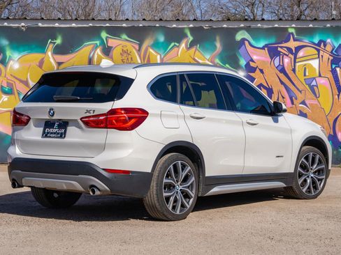 Used 2017 BMW X1 xDrive28i image 8