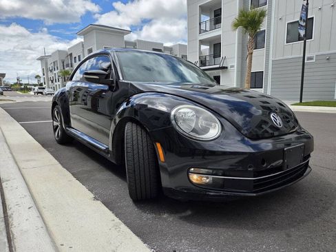 Used 2012 Volkswagen Beetle Turbo image 4