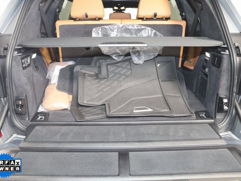 Used 2024 BMW X7 xDrive40i w/ M Sport Package image 67