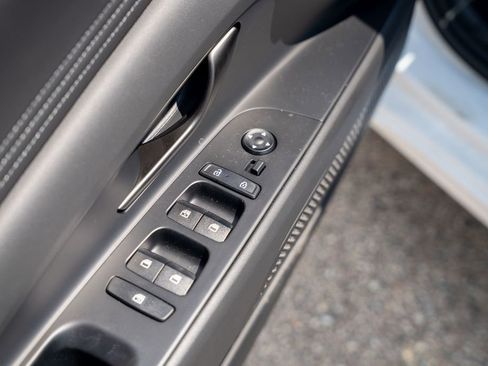 New 2025 Hyundai Elantra Sport image 16