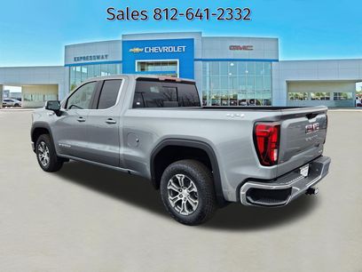 New 2026 GMC Sierra 1500 SLE w/ Preferred Package