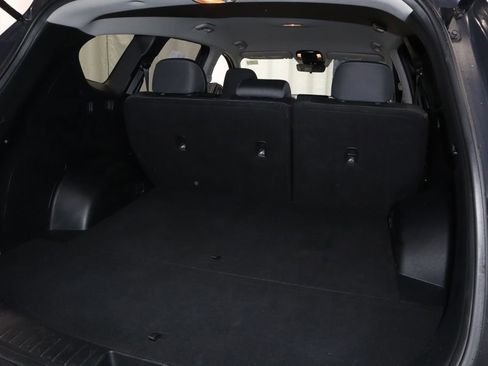 Used 2021 Hyundai Santa Fe SE image 16