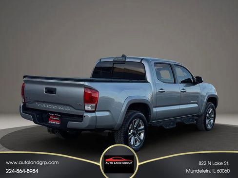 Used 2018 Toyota Tacoma Limited image 6