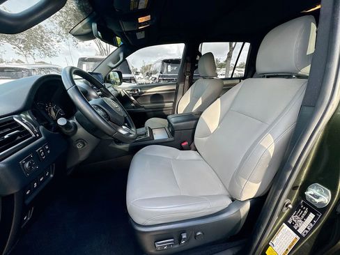 Used 2023 Lexus GX 460 w/ Black Line Special Edition image 22