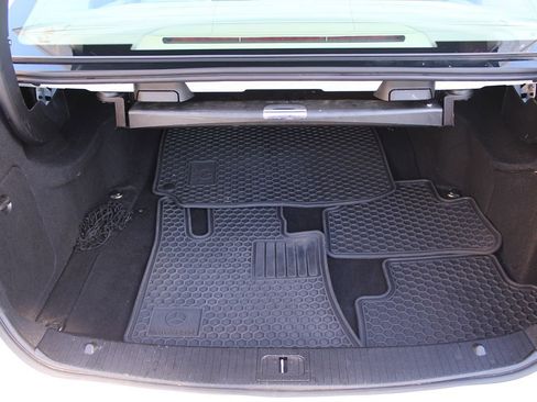 Used 2016 Mercedes-Benz E 350 Sport image 33