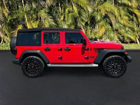 Used 2020 Jeep Wrangler Unlimited Sport AWD/4WD image 4