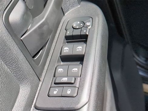 New 2026 RAM 2500 Tradesman AWD/4WD image 17