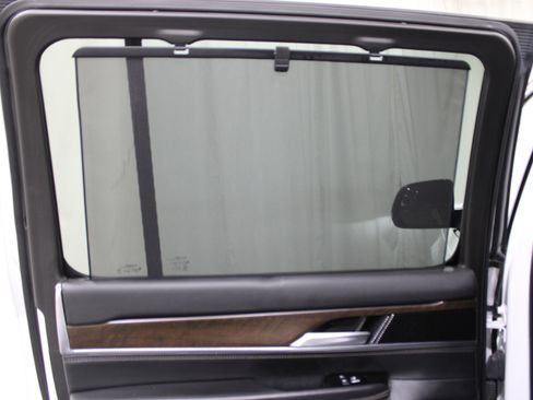 Used 2023 Jeep Grand Wagoneer 4WD image 33