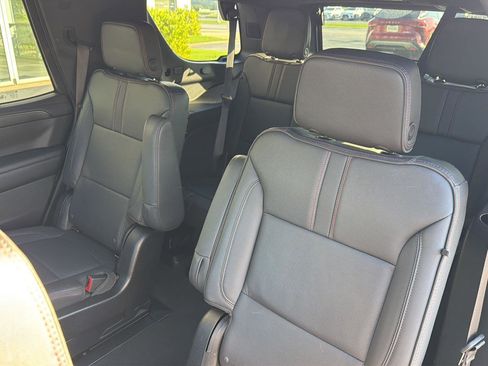 Used 2023 Chevrolet Tahoe RST w/ Luxury Package AWD/4WD image 36
