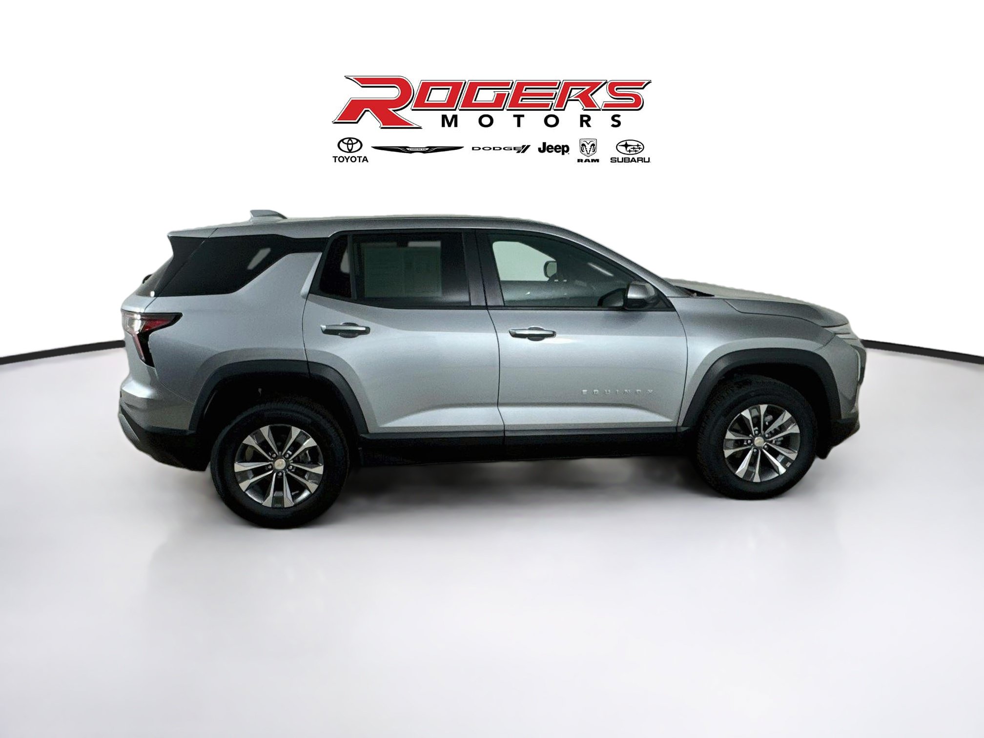 Used 2026 Chevrolet Equinox LT AWD/4WD image 9