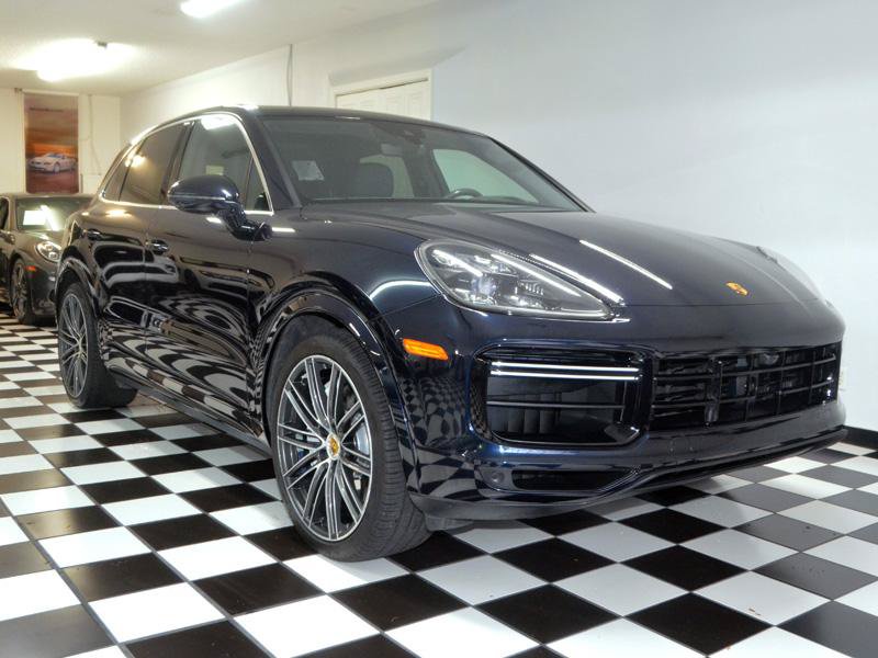 Used 2019 Porsche Cayenne Turbo AWD/4WD image 3