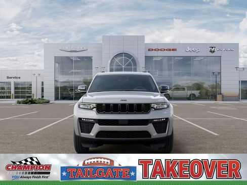 New 2026 Jeep Grand Cherokee Limited w/ Limited Altitude Package AWD/4WD image 6