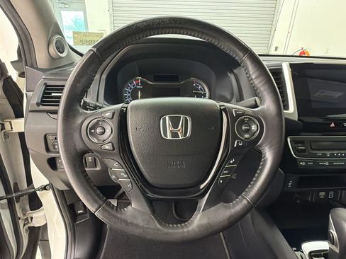 Used 2019 Honda Ridgeline RTL-E image 17