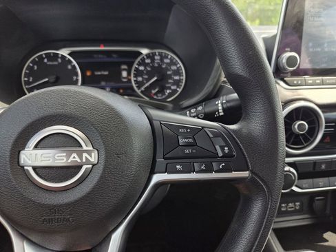 Used 2024 Nissan Sentra SV FWD image 23