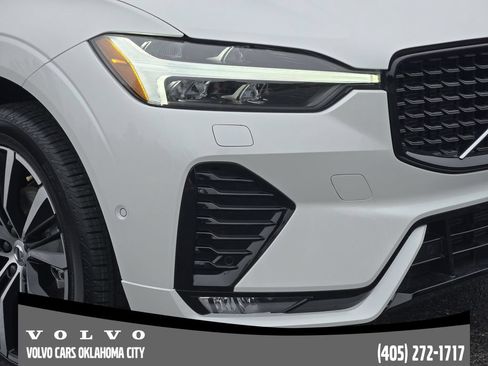 Certified 2023 Volvo XC60 B5 Plus w/ Climate Package FWD image 7