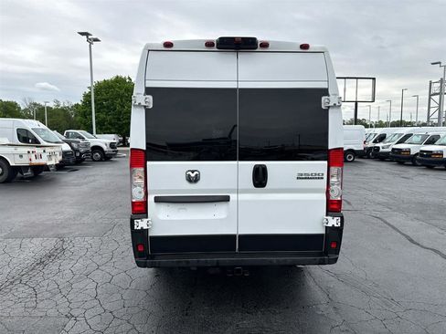 Used 2024 RAM ProMaster 3500 w/ Convenience Group FWD image 7