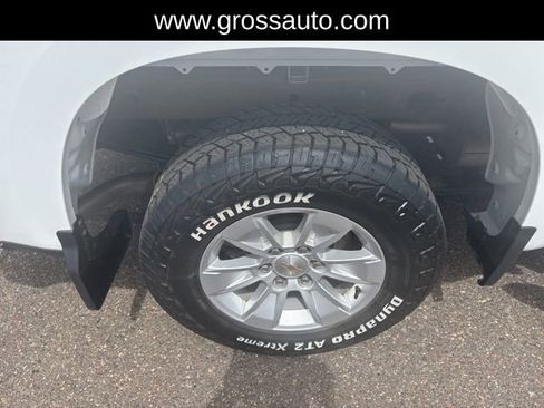 Used 2023 Chevrolet Silverado 1500 LT AWD/4WD image 9