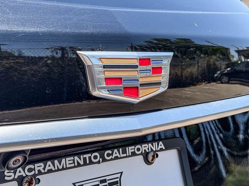 Certified 2024 Cadillac XT5 Luxury FWD image 9