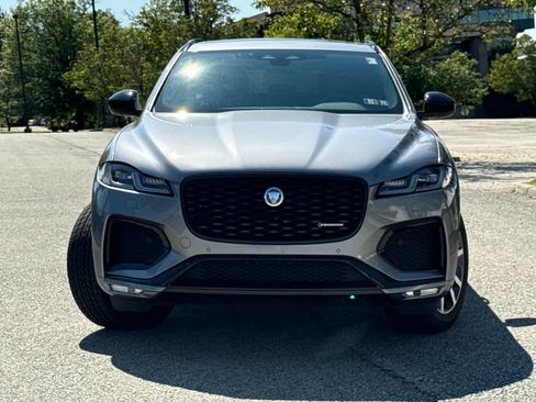 Certified 2025 Jaguar F-PACE R-Dynamic S image 2