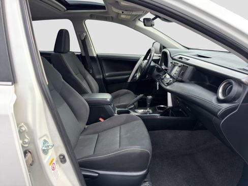 Used 2017 Toyota RAV4 XLE w/ All Weather Liner Package FWD image 29