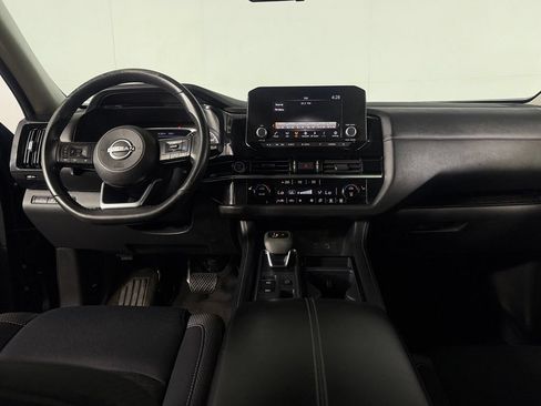 Used 2024 Nissan Pathfinder SV w/ Black Appearance Package FWD image 12