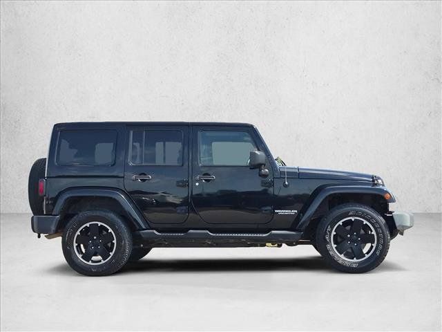 Used 2012 Jeep Wrangler Unlimited Sahara AWD/4WD image 4