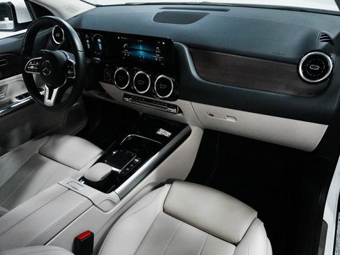 Used 2023 Mercedes-Benz GLA 250 4MATIC image 34