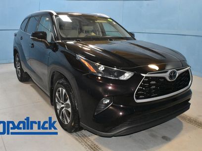 Used 2022 Toyota Highlander XLE