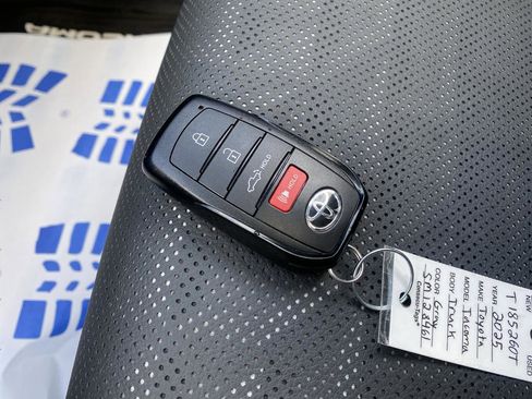 Used 2025 Toyota Tacoma TRD Sport w/ TRD Sport Premium Package image 37