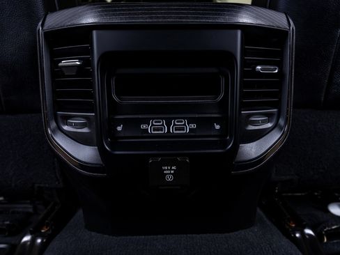 Used 2024 RAM 3500 Limited AWD/4WD image 42