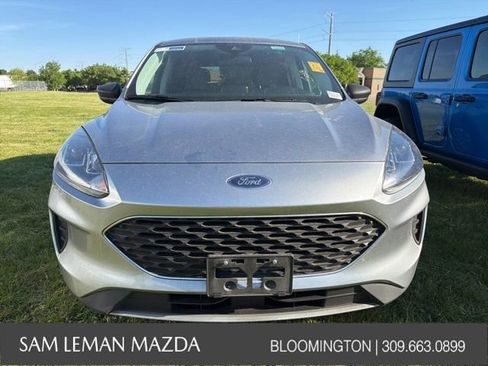 Used 2022 Ford Escape SE FWD image 6