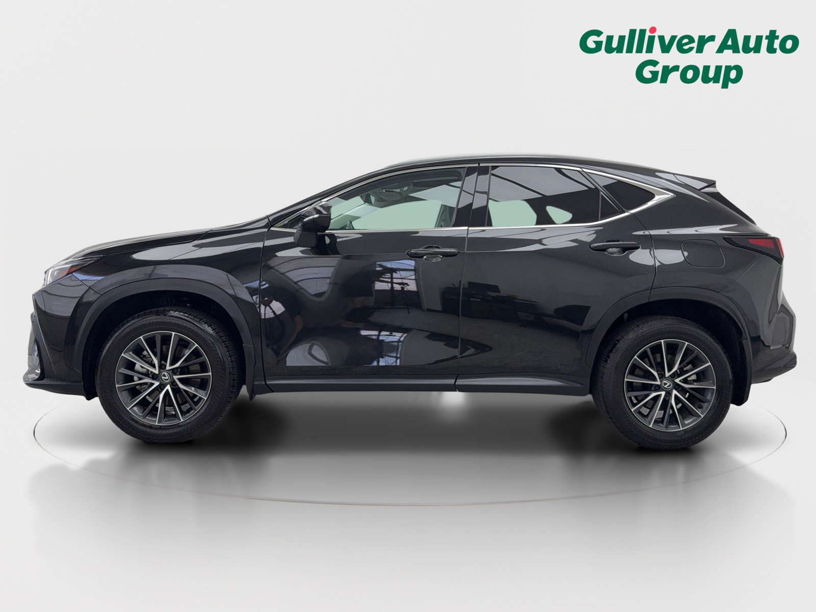 Used 2024 Lexus NX 250 FWD image 3