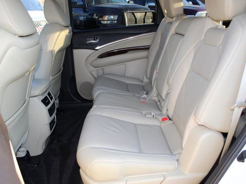 Used 2017 Acura MDX SH-AWD image 13