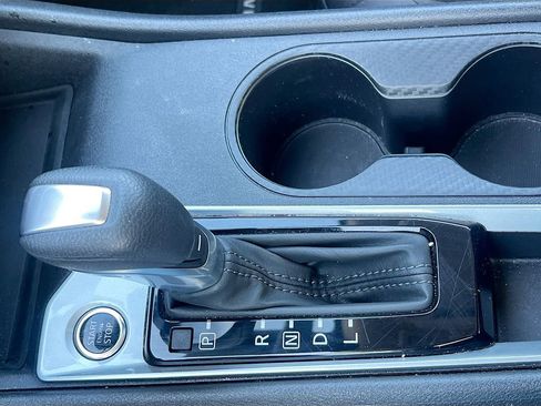 Used 2025 Nissan Altima 2.5 SV image 18