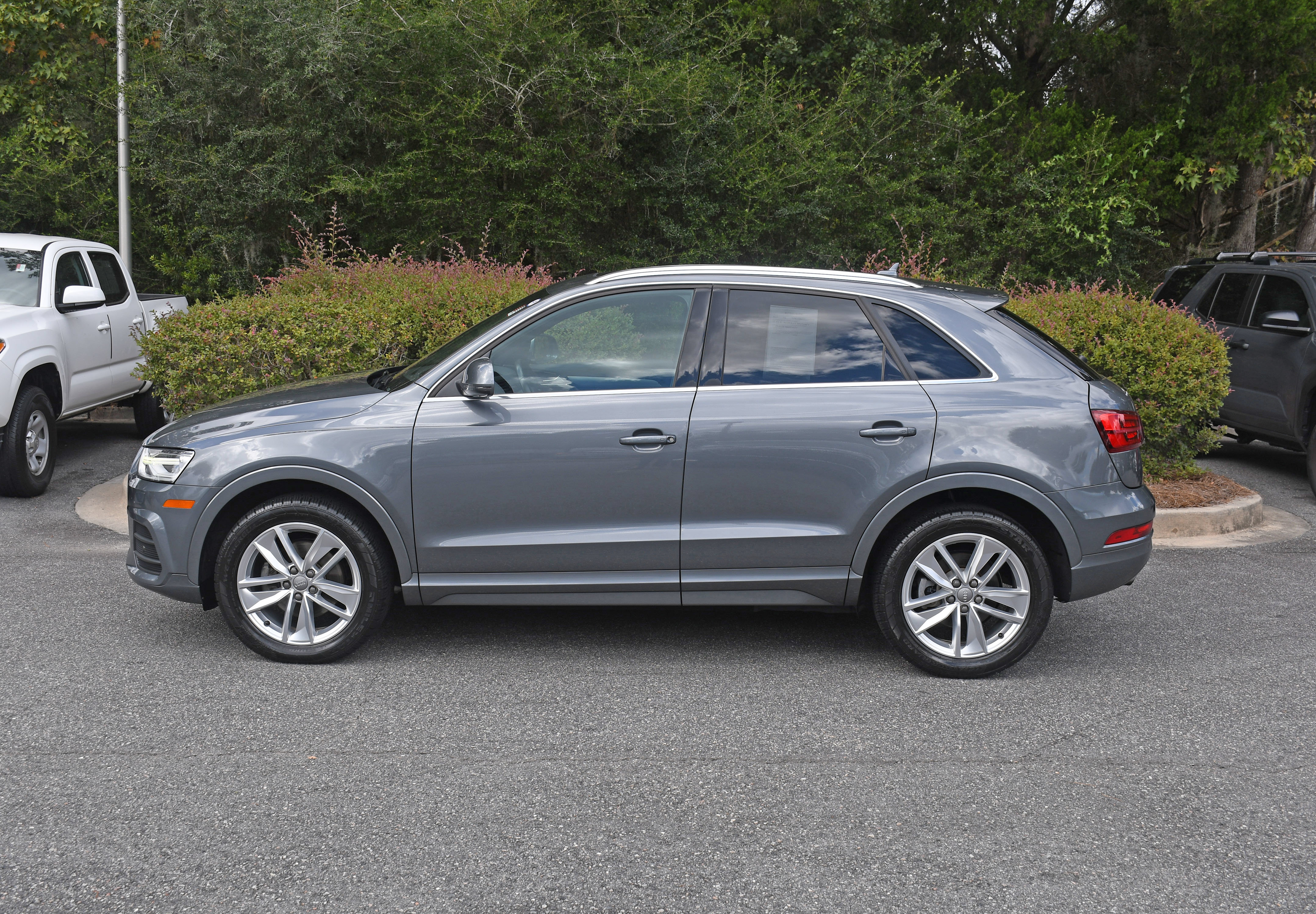 Used 2016 Audi Q3 2.0T Premium Plus AWD/4WD image 2