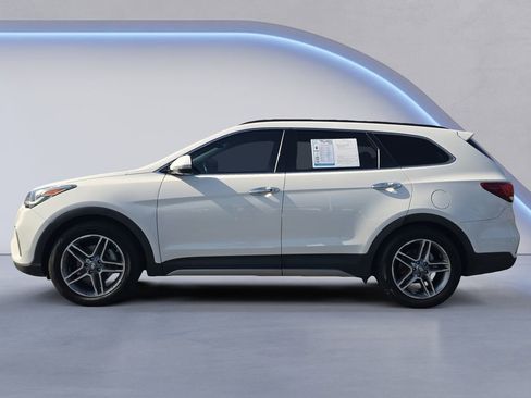 Used 2017 Hyundai Santa Fe Limited image 2