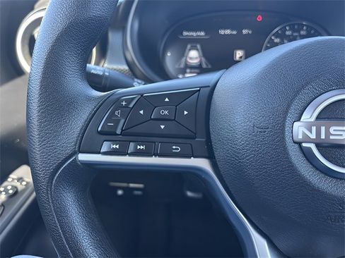 Used 2024 Nissan Kicks SV image 18