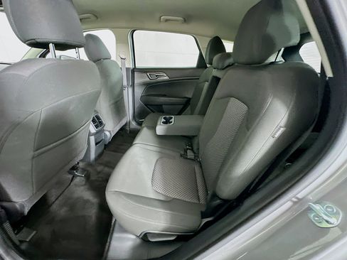 Used 2025 Kia Sportage LX image 26