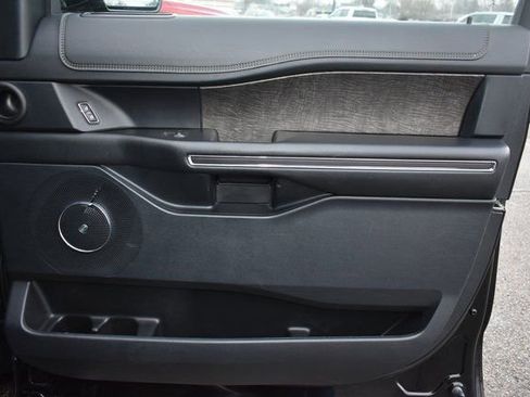 Used 2021 Ford Expedition Limited image 58