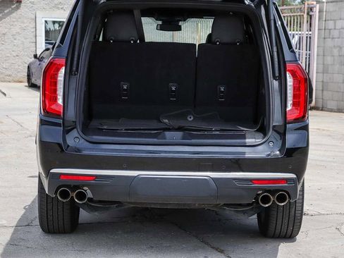 Used 2023 GMC Yukon Denali RWD image 33
