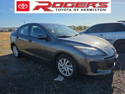 Used 2012 MAZDA MAZDA3 i Grand Touring w/ Tech Pkg FWD image 1