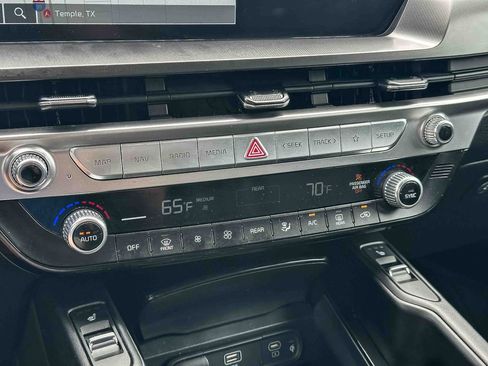Used 2024 Kia Telluride S w/ S Sunroof Package FWD image 35
