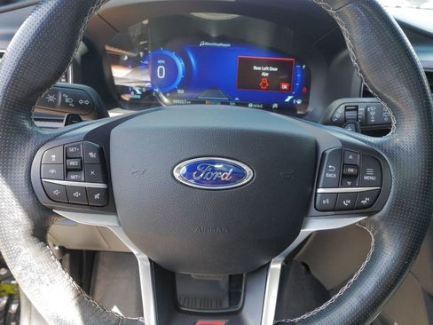 Used 2020 Ford Explorer ST w/ Premium Technology Package AWD/4WD image 27