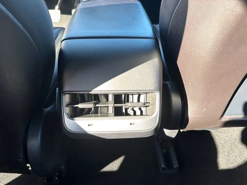 Used 2021 Tesla Model 3 Standard Range Plus RWD image 27