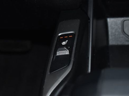 Used 2024 Kia Sorento S image 23